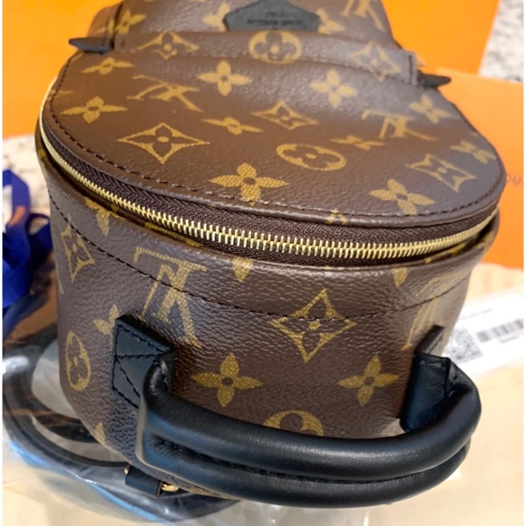 🆕 ❤️😍Authentic Louis Vuitton PALM SPRINGS MINI - Picture 12 of 16